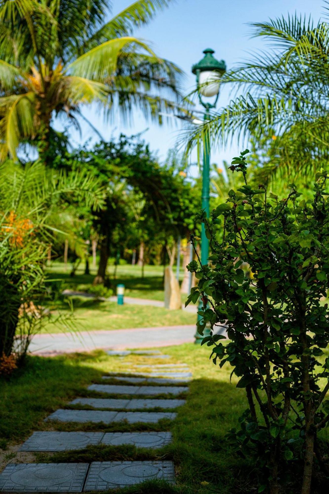 Gold Coast Hotel Resort & Spa Dong Hoi Extérieur photo